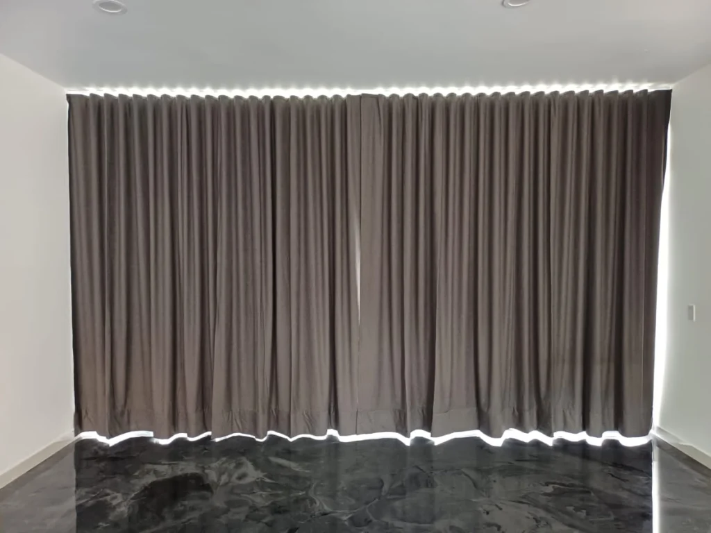 Cortinas grises hechas a la medida de onda perfecta ripplefold